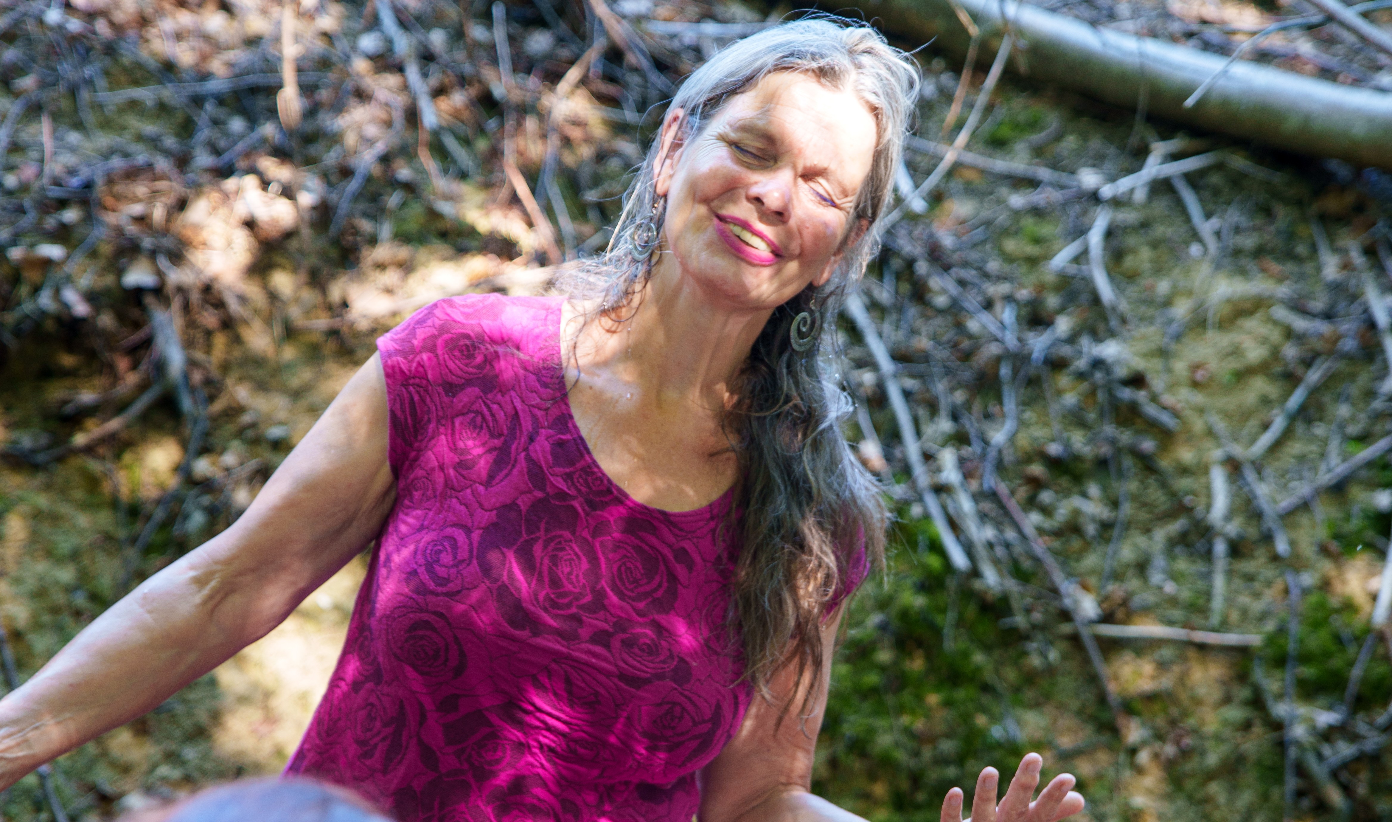 tanzen wie ich bin frauenkreis tanz meditation natur 
