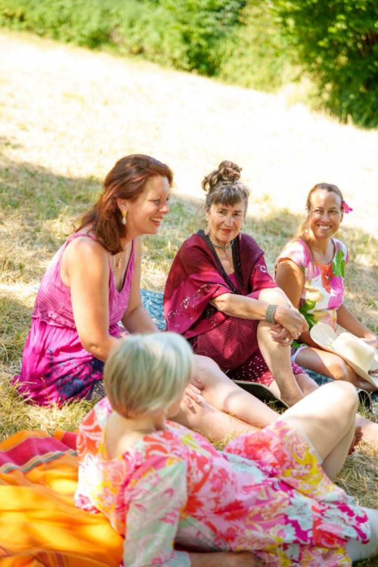 tanzen wie ich bin frauenkreis tanz meditation natur 